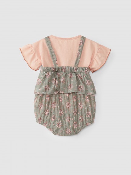 Kit fofo e t-shirt estampado floral Kit fofo e t-shirt estampado floral