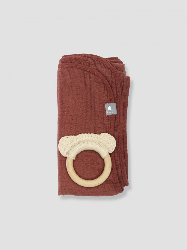 Swaddle + natural wood teether set