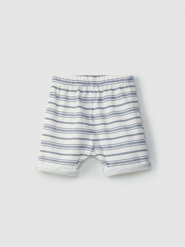 Set striped shorts and t-shirt