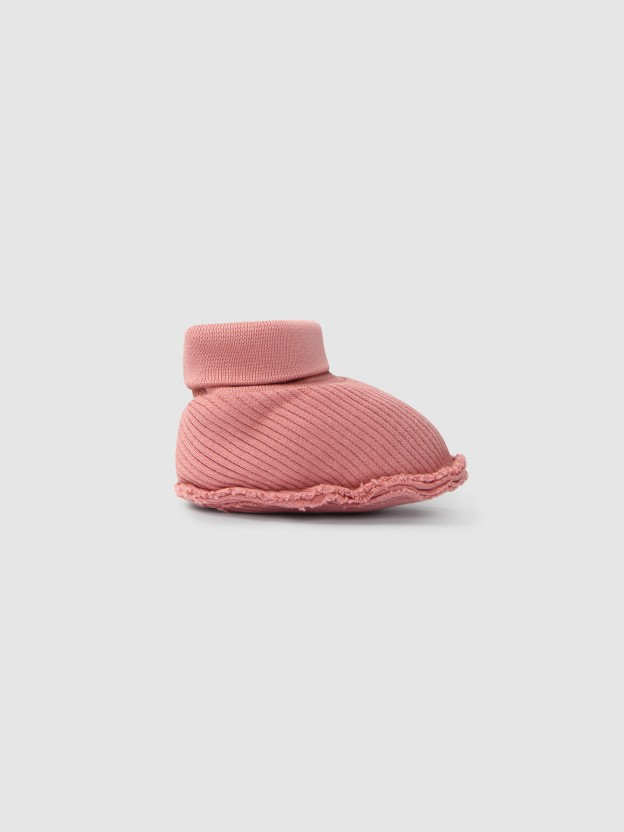Organic cotton booties (two pairs)