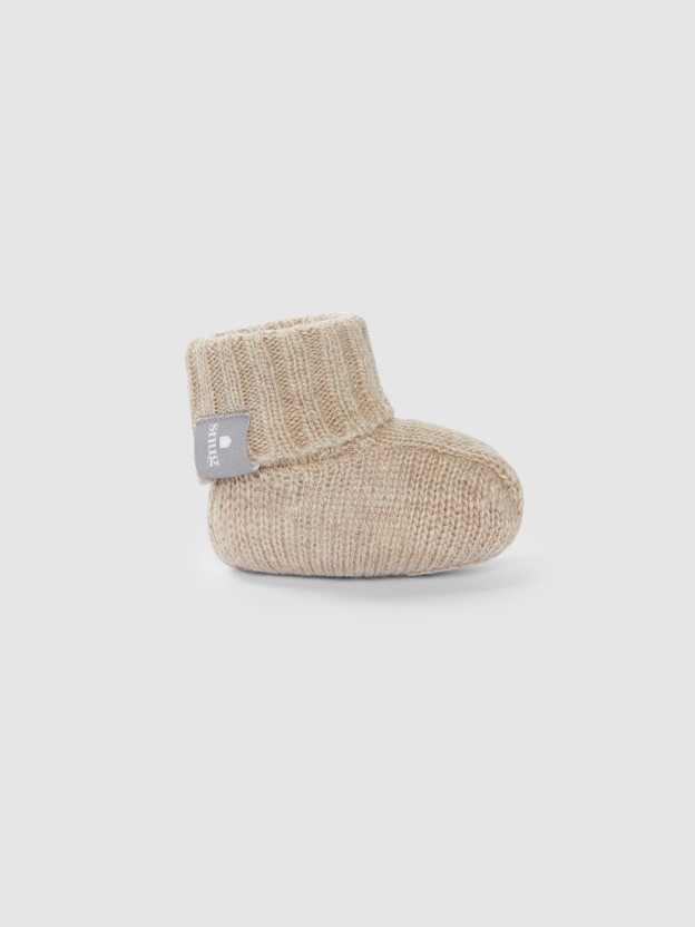 Knitted cashmere/merino booties