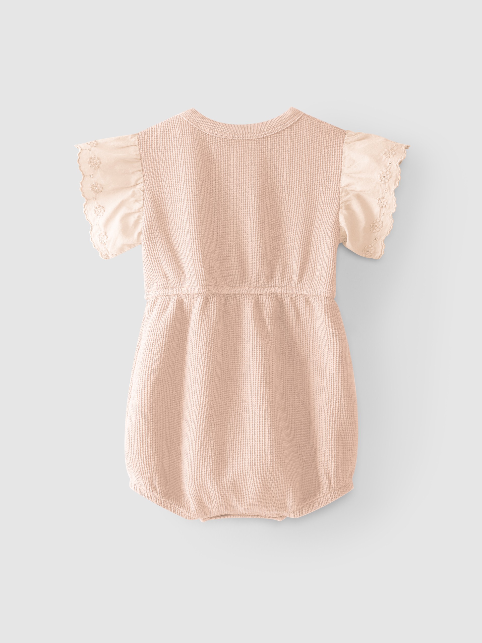 Bombacho mangas de volante bordado