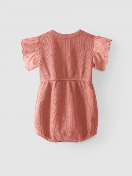 Bombacho mangas de volante bordado Bombacho mangas de volante bordado