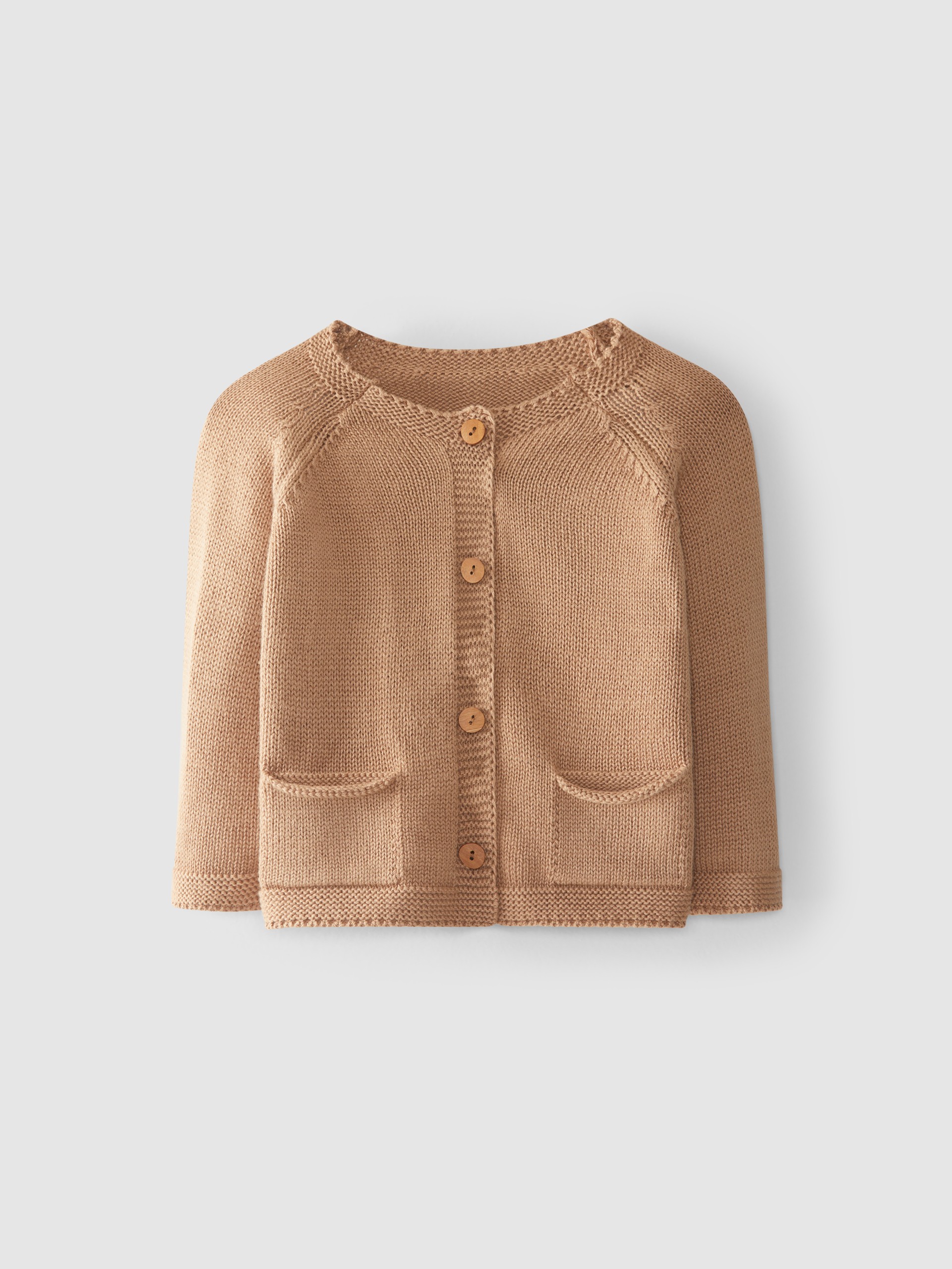 Casaco tricotado com bolsos