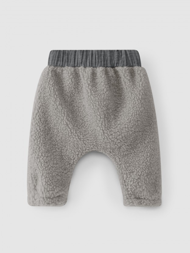 Fur pull-up pants