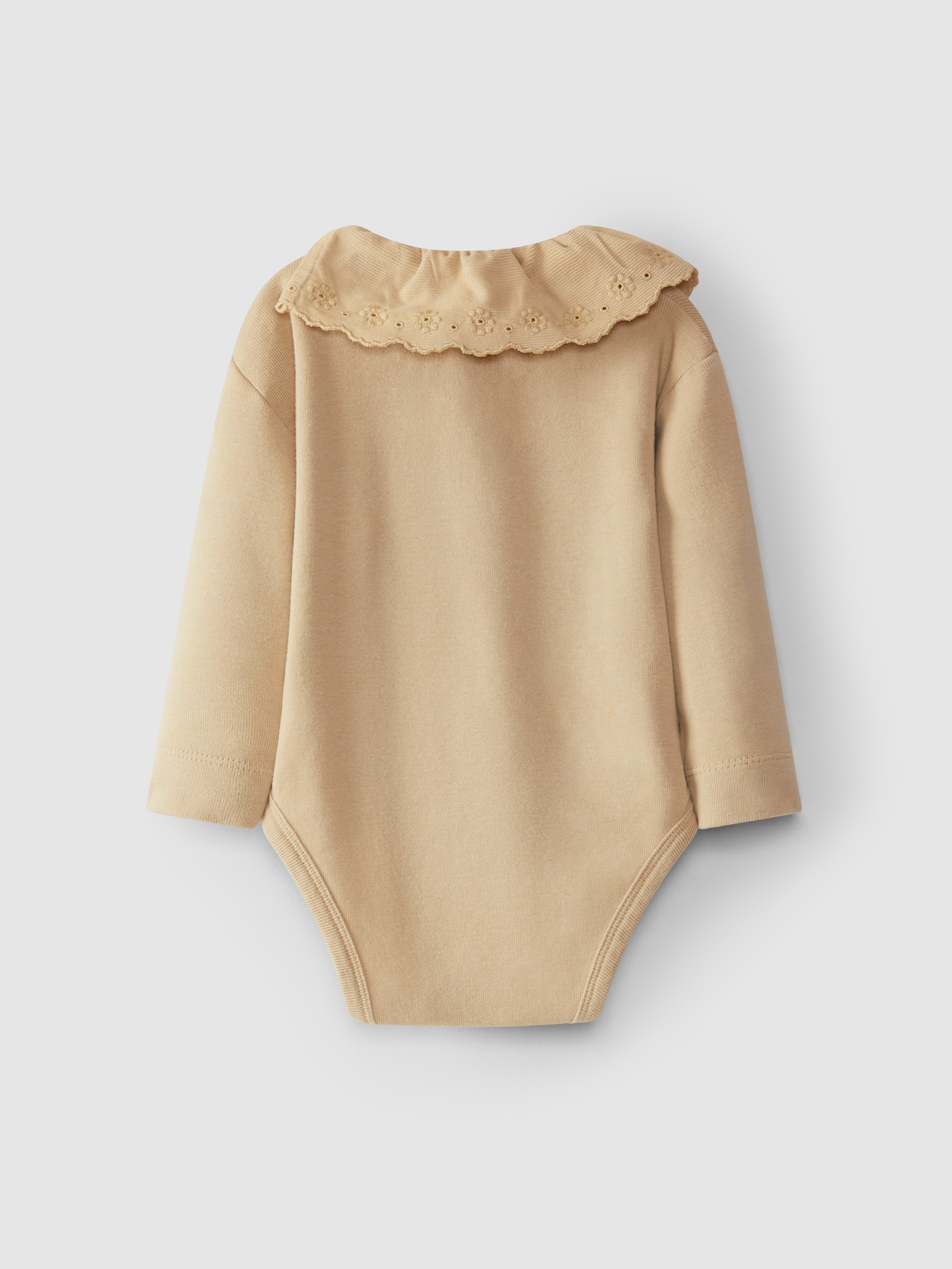 Body cuello bordado inglés