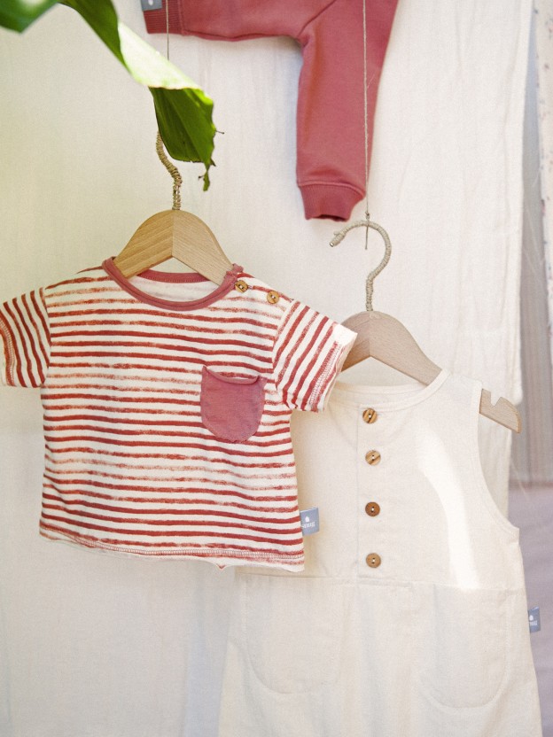 T-shirt stripes with pocket