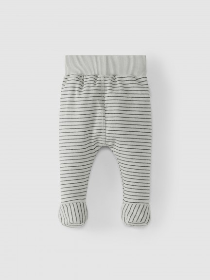Pants printed with feet Pants printed with feet