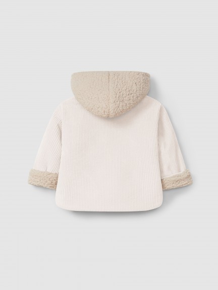 Abrigo con capucha en terciopelo de algodón orgánico Abrigo con capucha en terciopelo de algodón orgánico