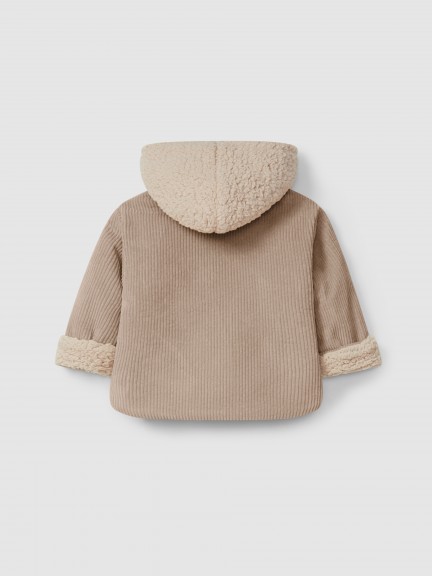 Abrigo con capucha en terciopelo de algodón orgánico Abrigo con capucha en terciopelo de algodón orgánico