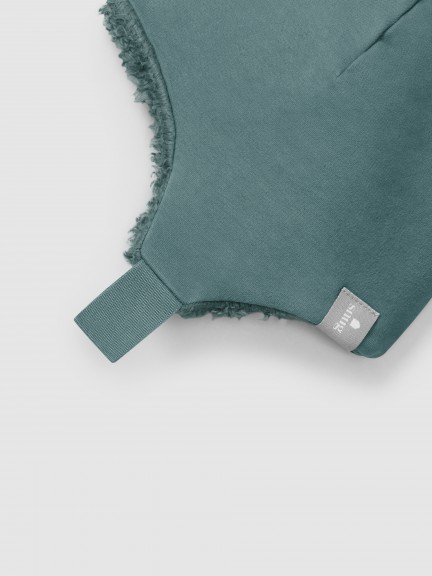 Beanie in plush with knot Beanie in plush with knot