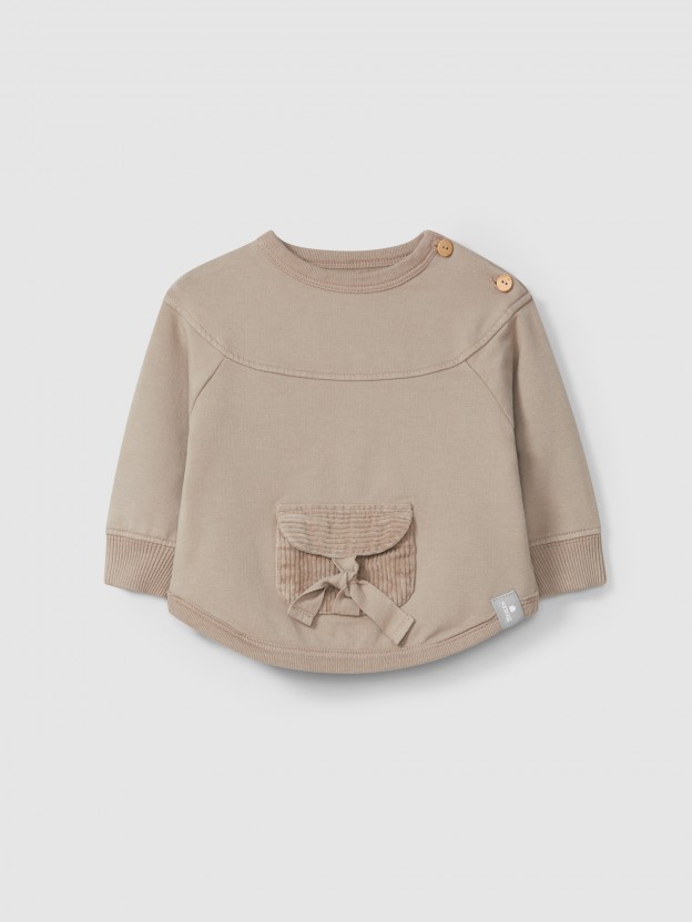 Plush sweatshirt with pocket