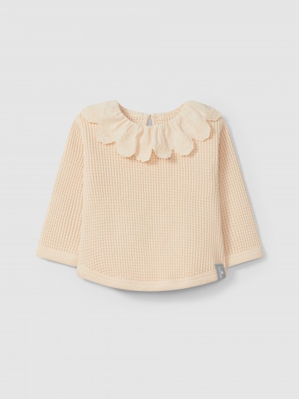 Waffle weave sweater with ruffled collar