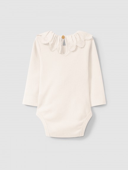 Body cuello de volante bordado inglés Body cuello de volante bordado inglés