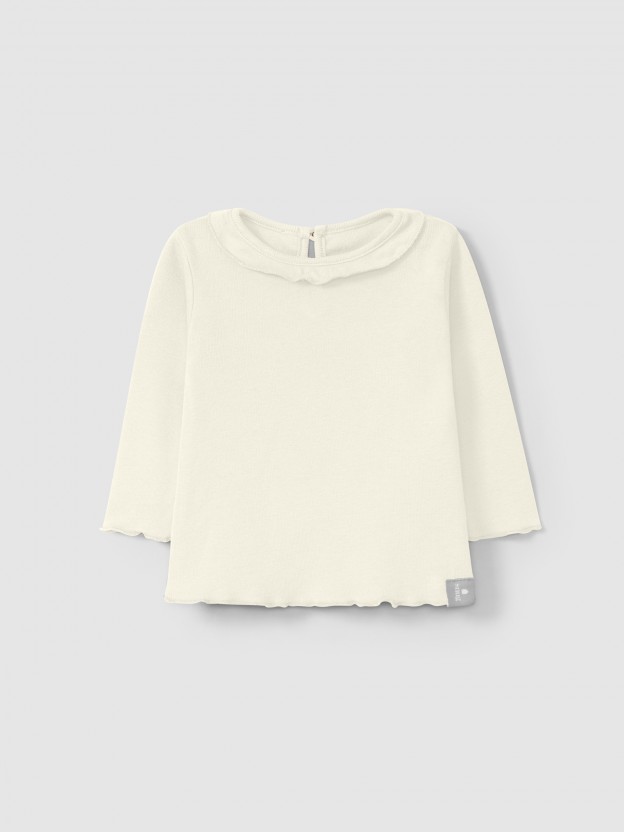 Longsleeve with ruffled collar Longsleeve with ruffled collar