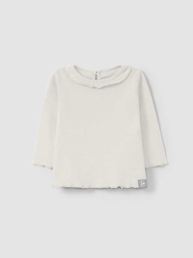 Longsleeve with ruffled collar Longsleeve with ruffled collar