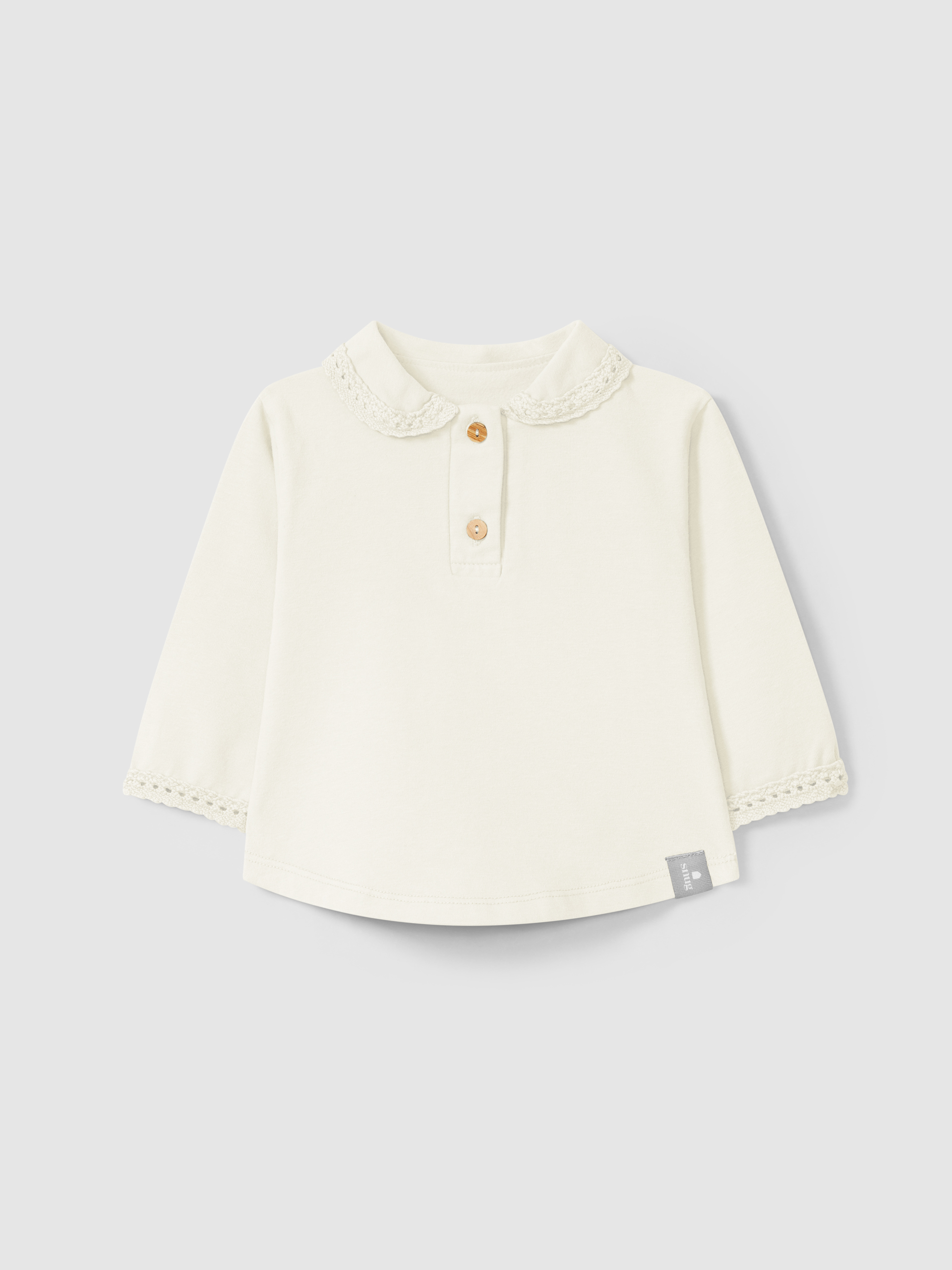 Manga larga con detalle de encaje