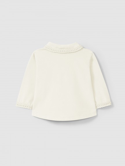 Manga larga con detalle de encaje Manga larga con detalle de encaje