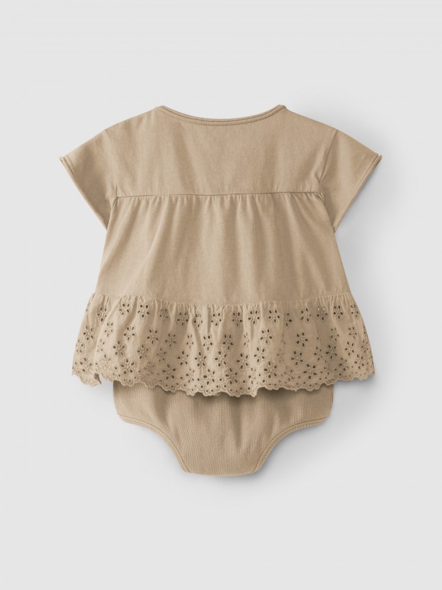English embroidery T-Shirt & diaper cover set