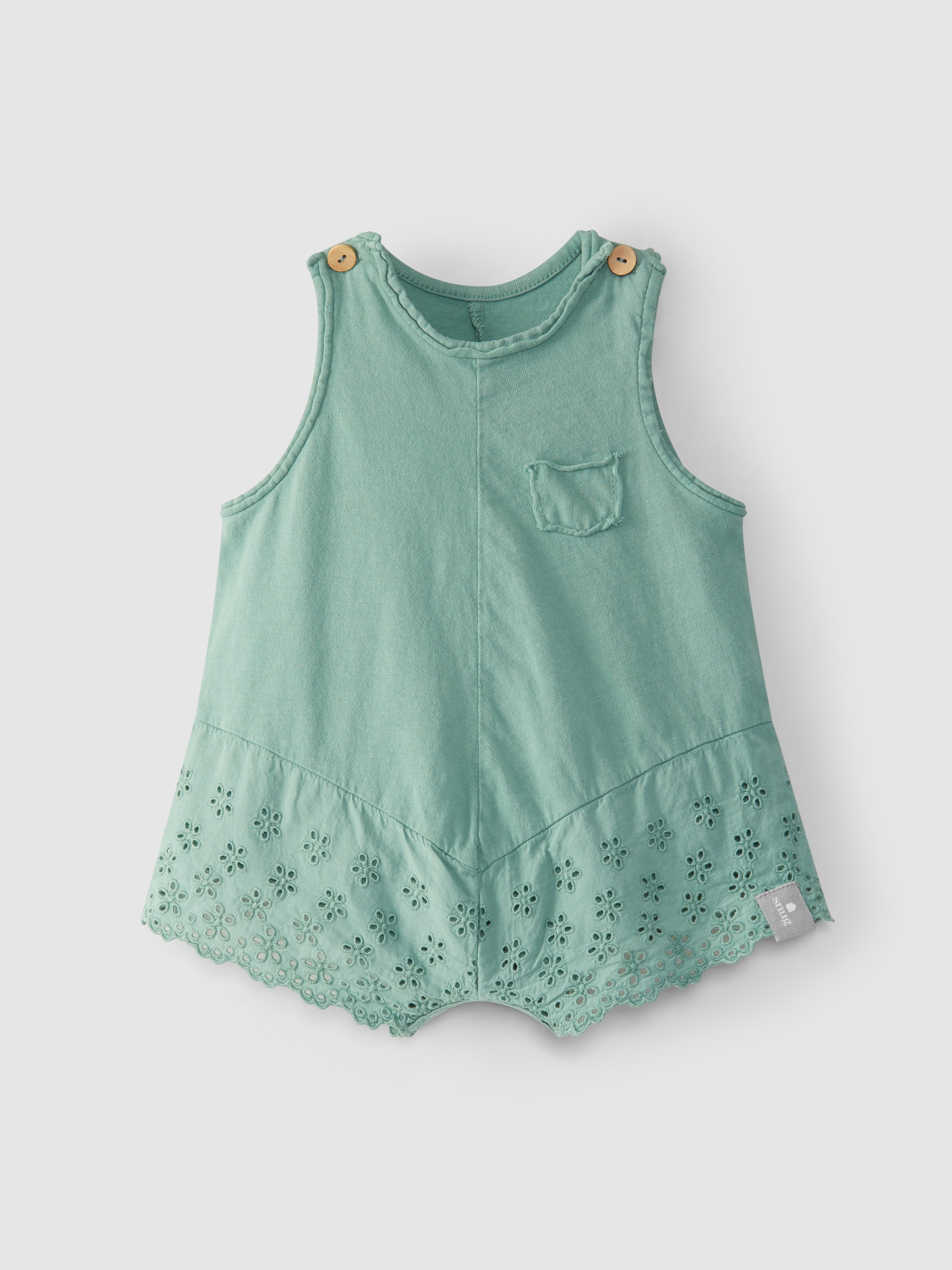 Macacão bordado inglês