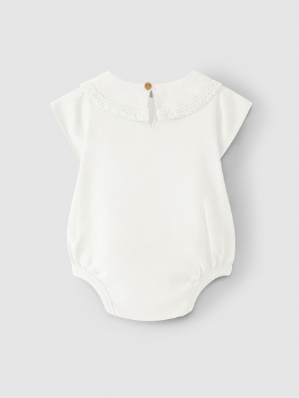 Bodysuit collar in crochet lace Bodysuit collar in crochet lace