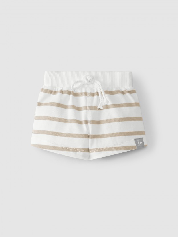 Pull-up shorts with stripes