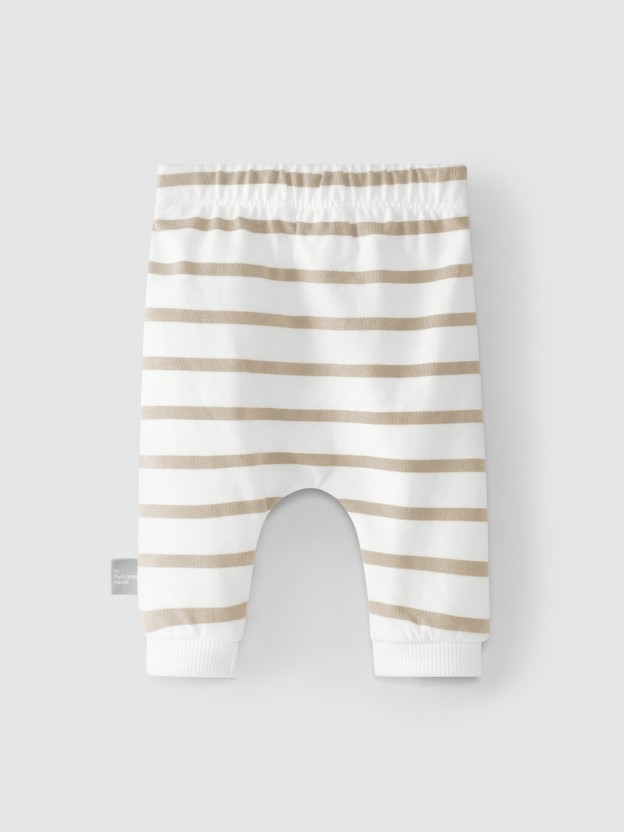 Pull-up pants with stripes