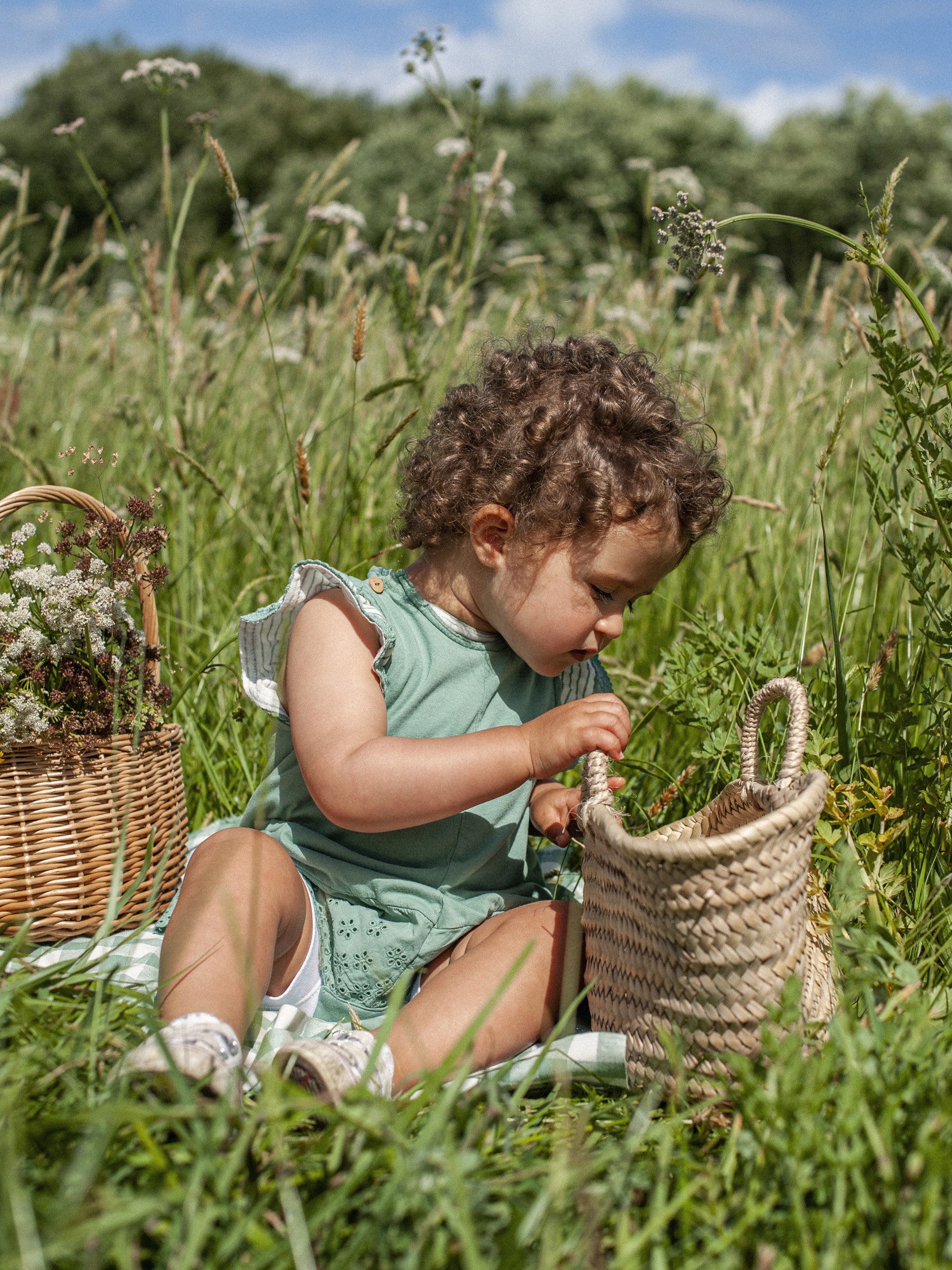 Macacão bordado inglês