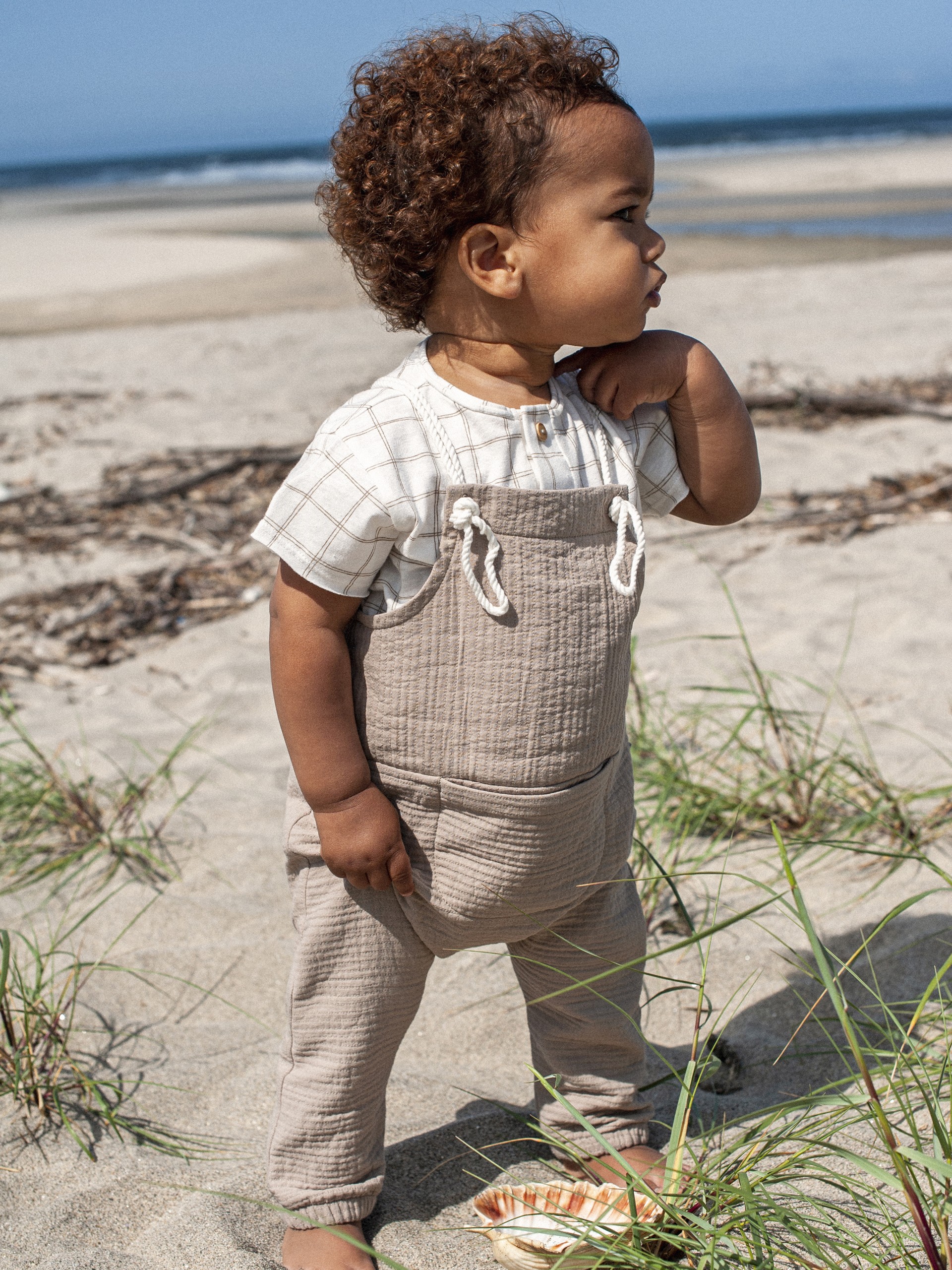 Plain dungarees with pocket