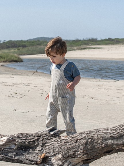 Peto en denim lona con patito Peto en denim lona con patito