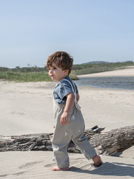 Peto en denim lona con patito Peto en denim lona con patito