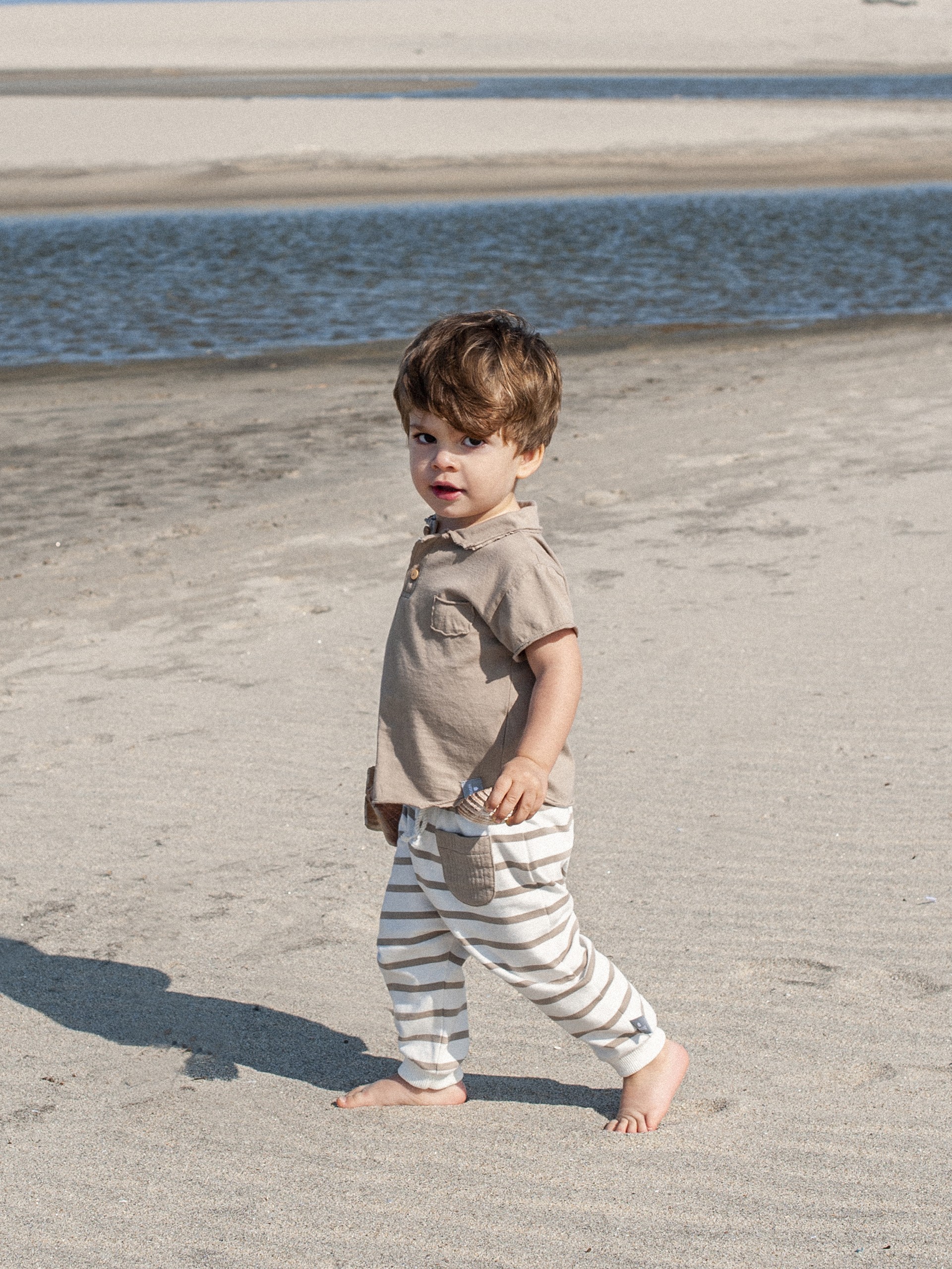 Polo liso con bolsillo