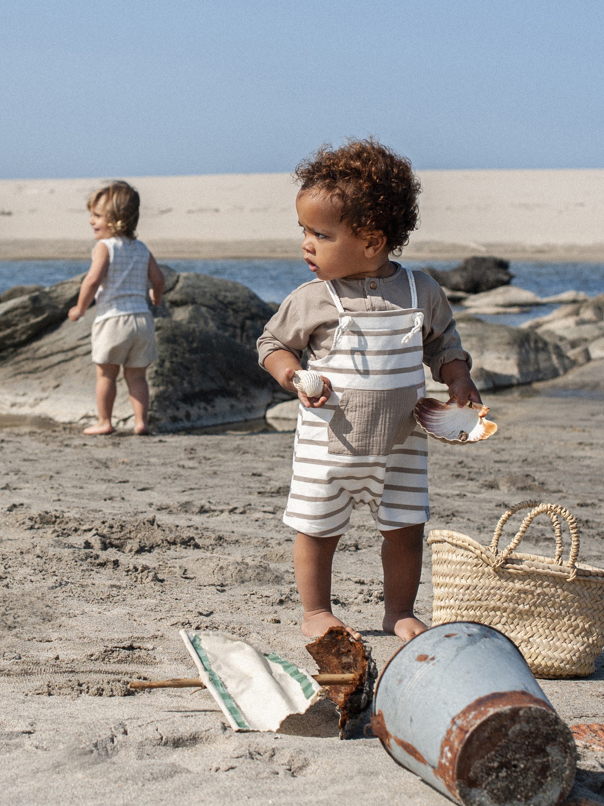 Longsleeve lisa com bolso