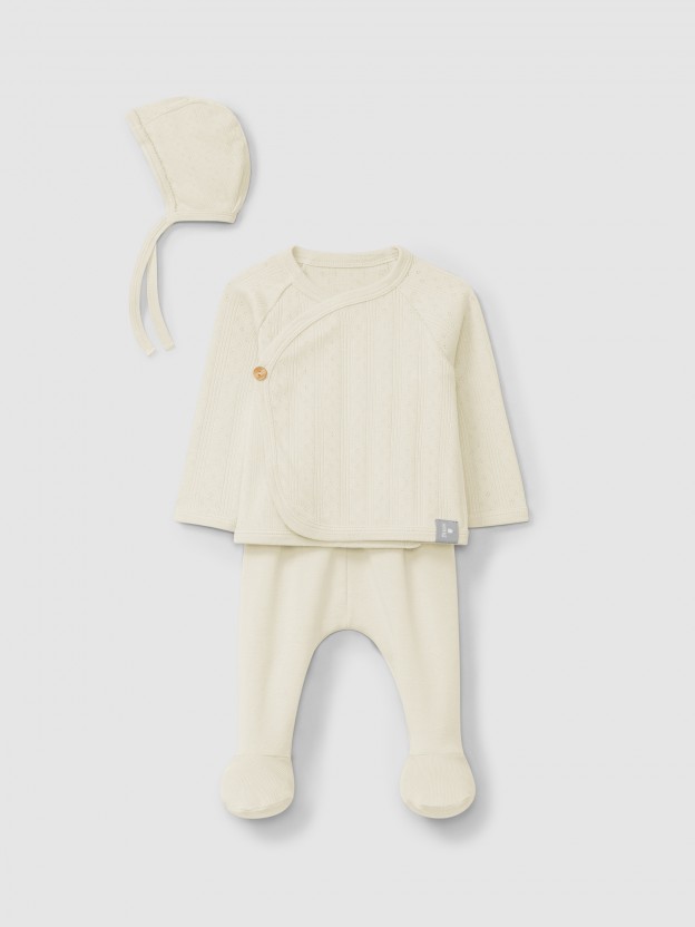 Conjunto de trs peas ajour
