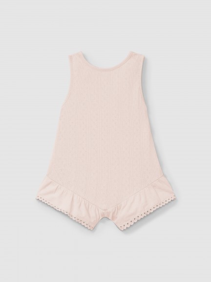 Macacão ajour com bordado inglês Macacão ajour com bordado inglês