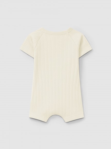 Trajecito corto en punto acanalado Trajecito corto en punto acanalado