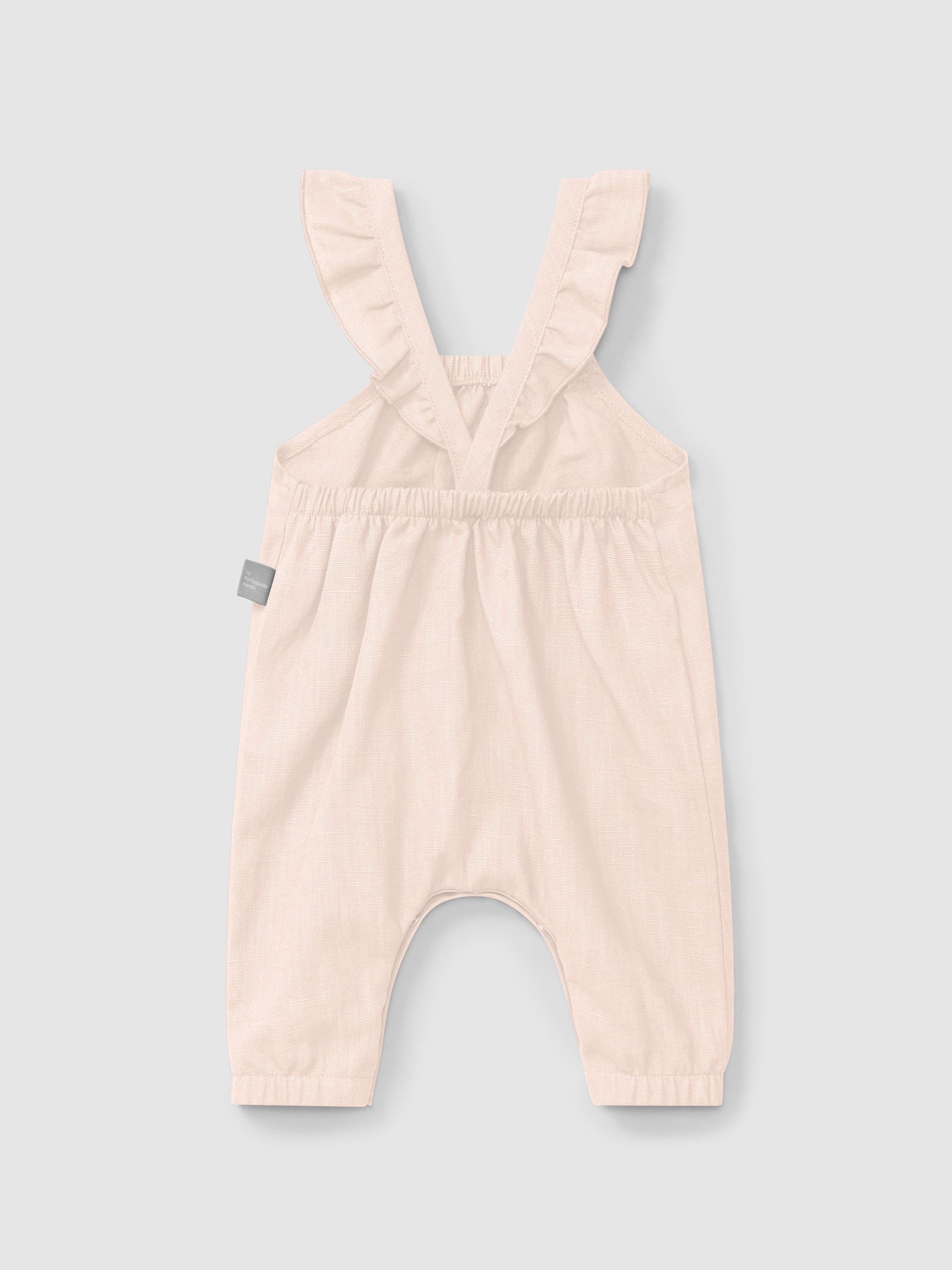 Jardineiras lisas em linho com algodão e alças com folho