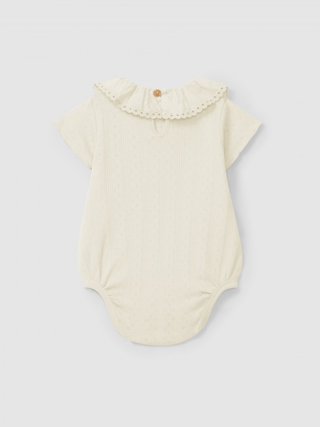 Ajour pattern bodysuit with ruffled collar English embroidery