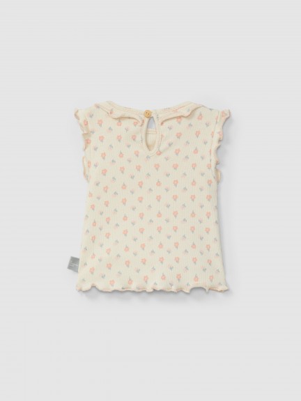 Camiseta flores en punto acanalado Camiseta flores en punto acanalado