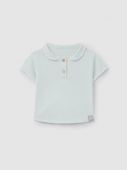 Polo liso com detalhe de espiguilha