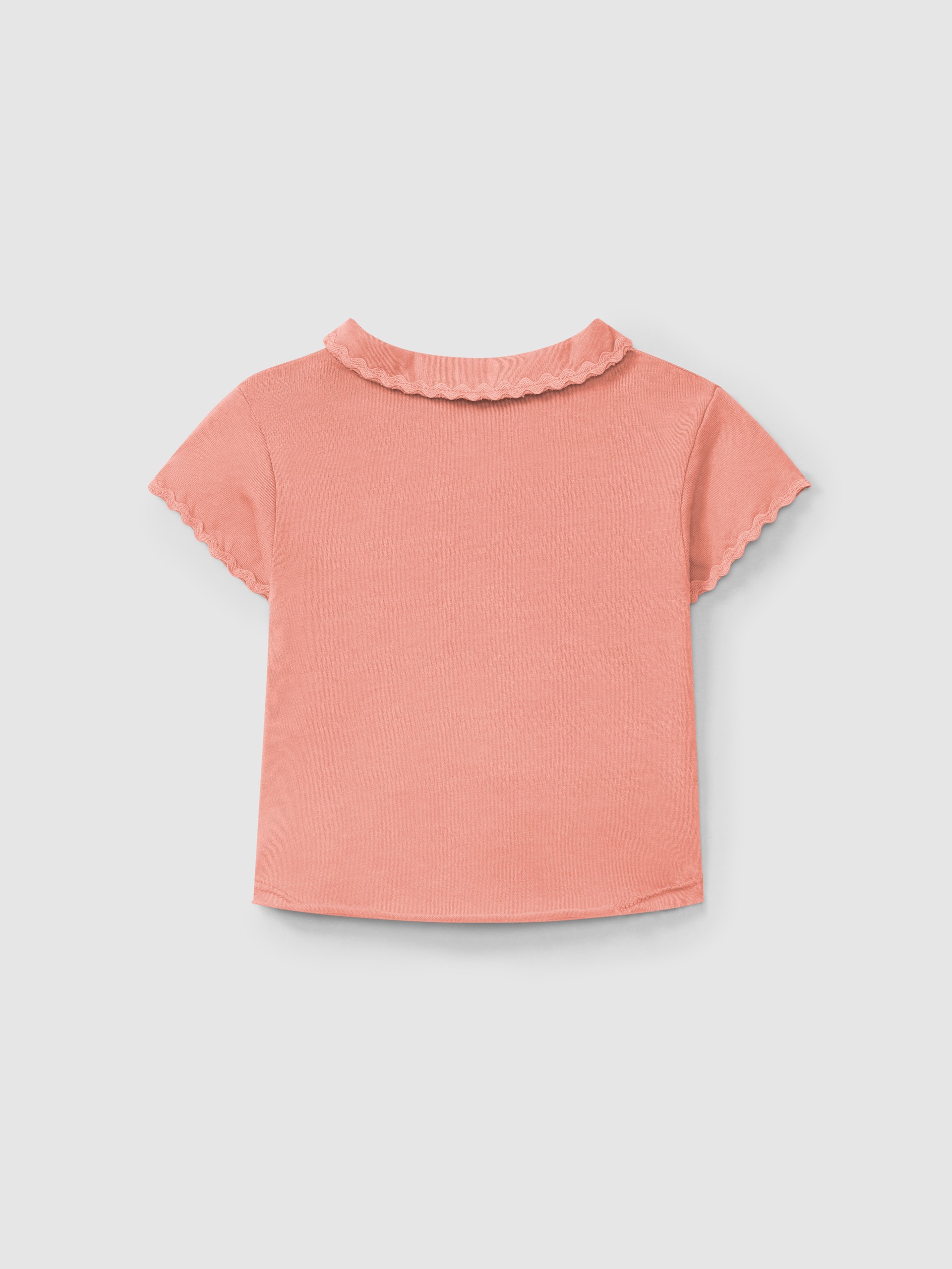 Polo liso com detalhe de espiguilha