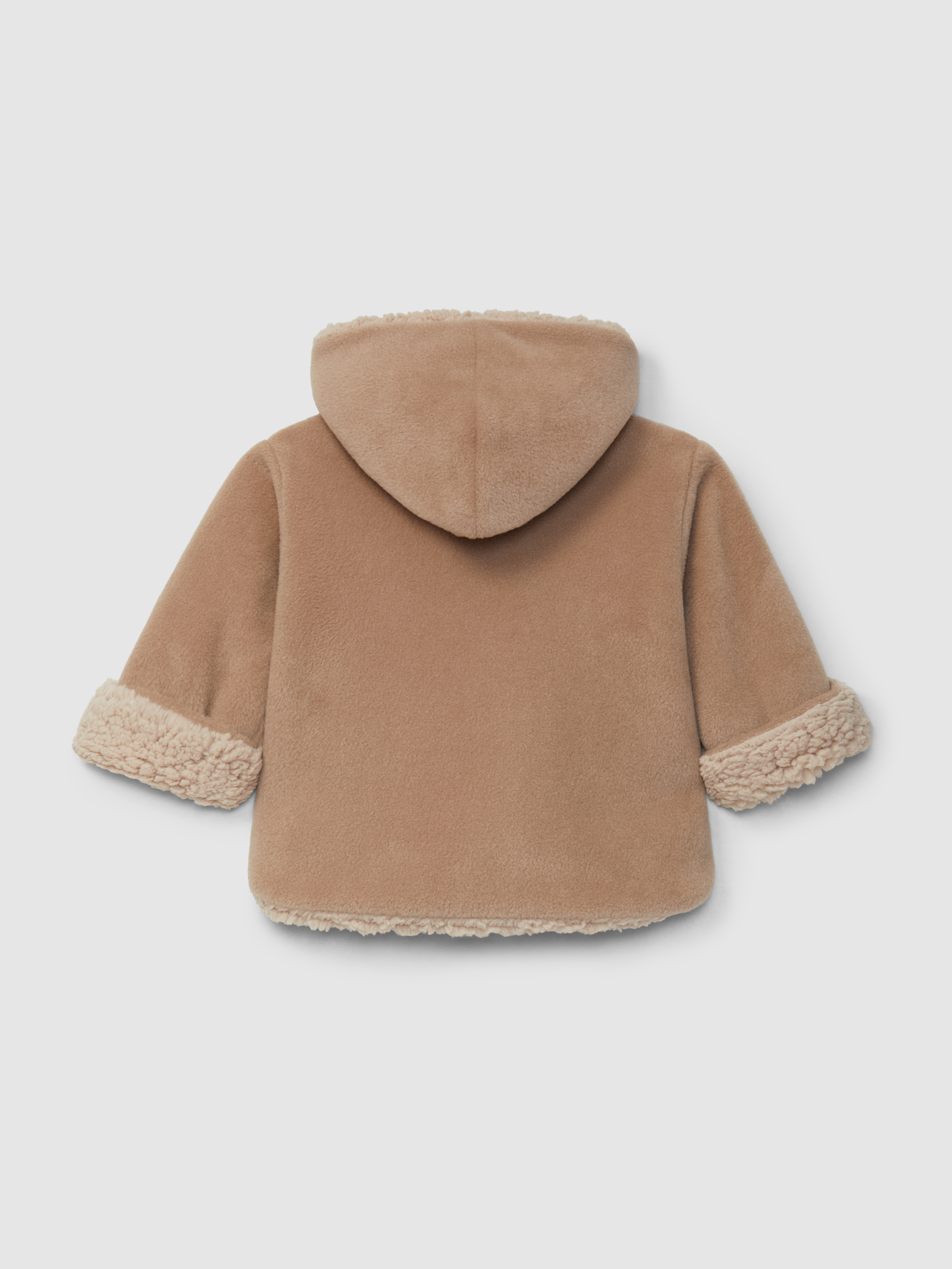 Fleece hooded jacket and interior fur