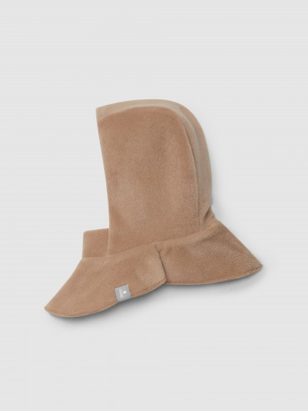 Fleece beanie with collar
