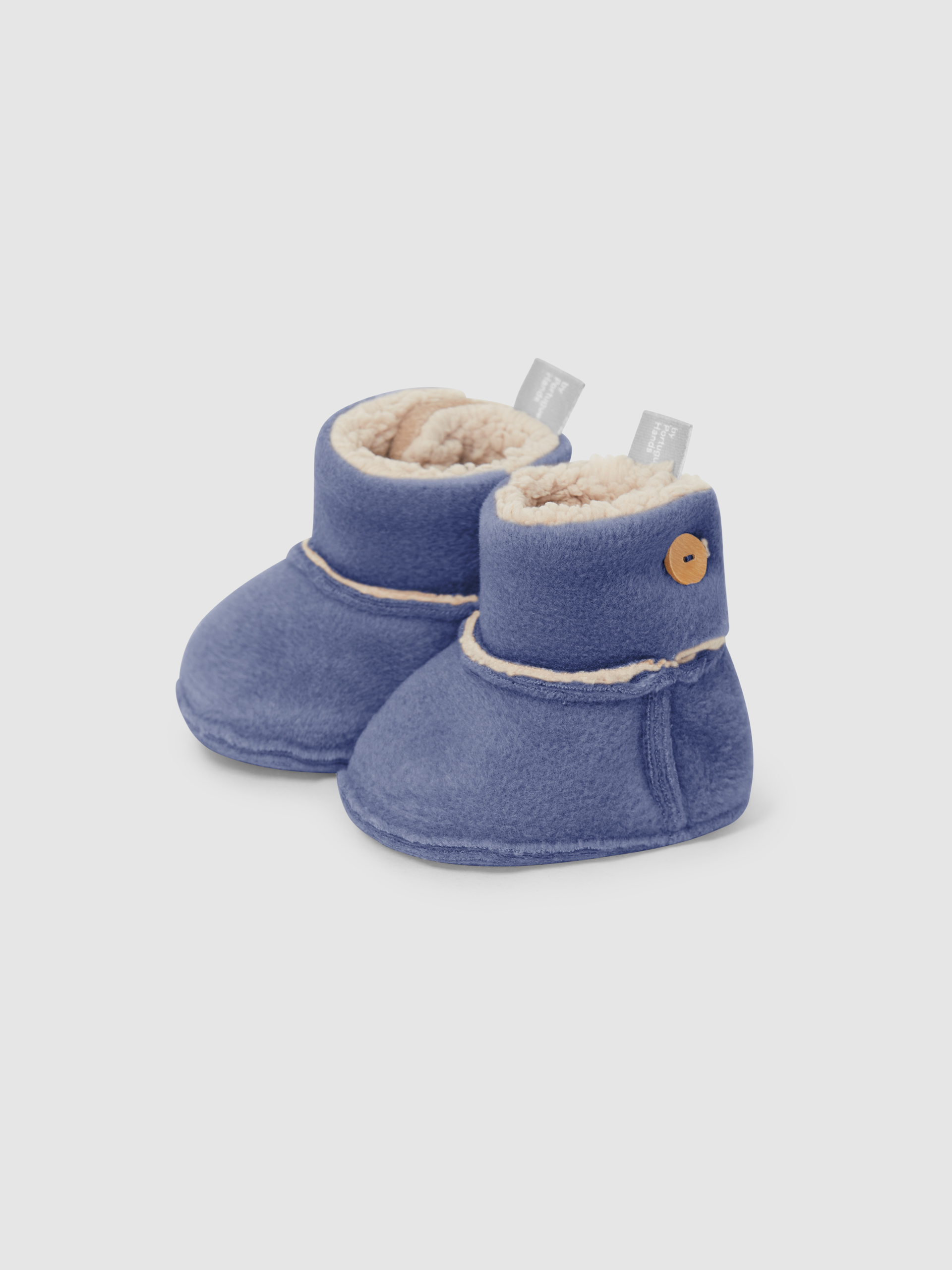 Fleece booties with fur