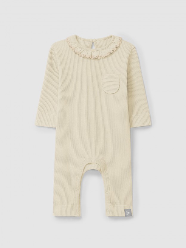 Romper in ribbed jersey with ruffled collar Romper in ribbed jersey with ruffled collar