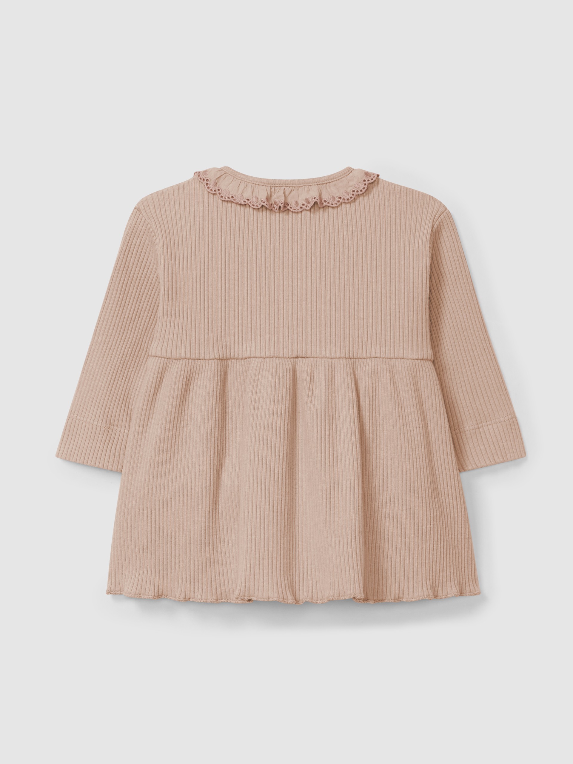 Vestido em malha canelada com gola de folho