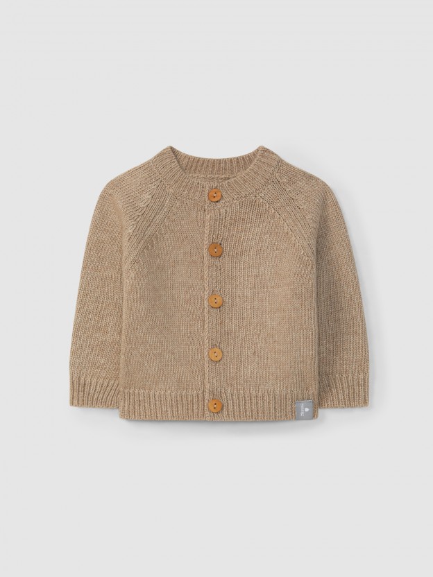 Knitted cardigan with a round neckline Knitted cardigan with a round neckline