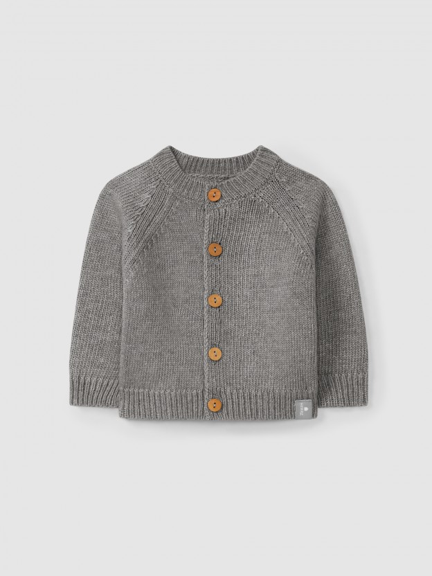 Knitted cardigan with a round neckline