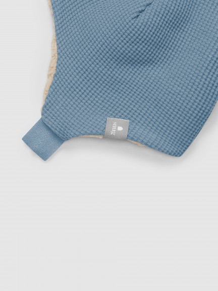 Waffle weave beanie with fur interior Waffle weave beanie with fur interior