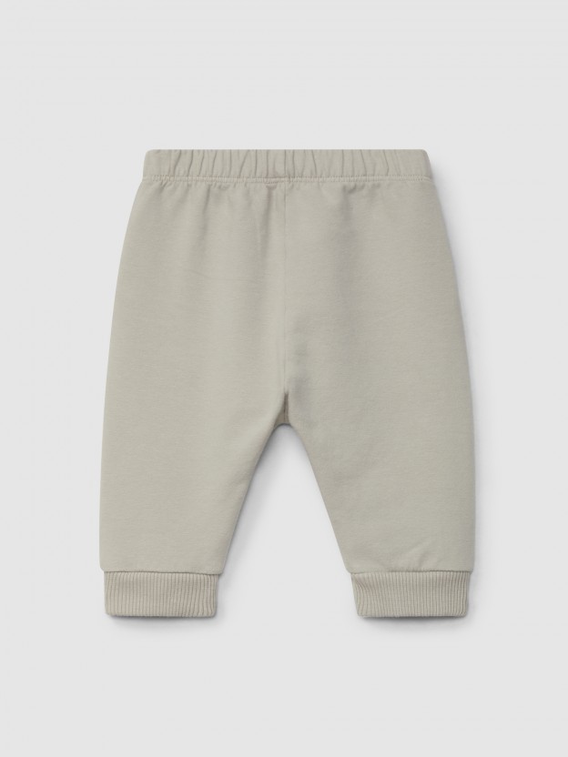 Plush pull-up pants with embroidered ruffle Plush pull-up pants with embroidered ruffle